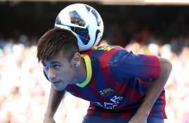 IM电竞app-科维托娃遭遇七连败，DWG教练面临压力！